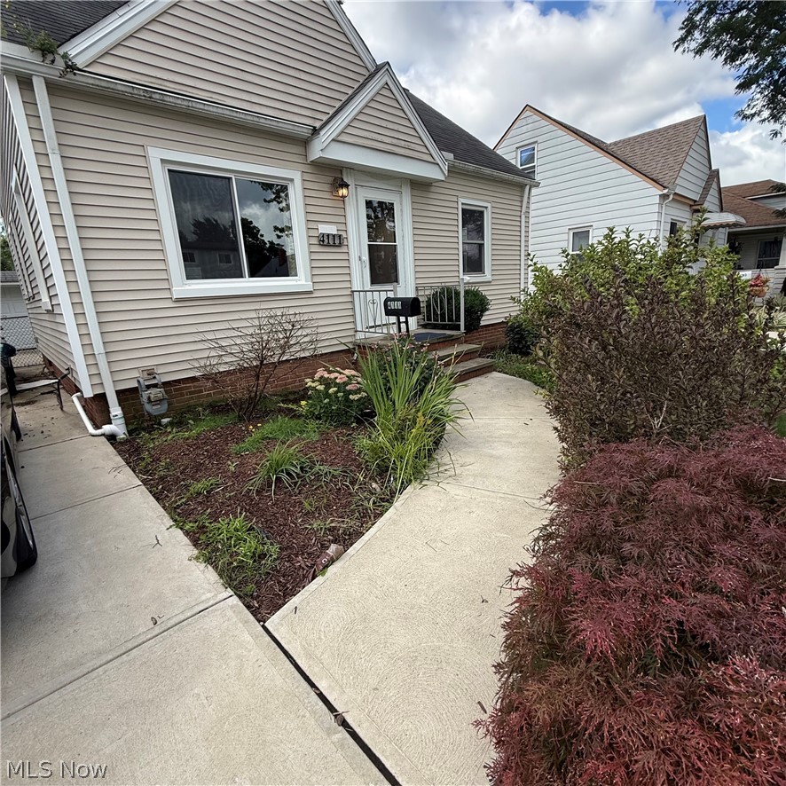 4111 Russell Avenue Parma OH 44134