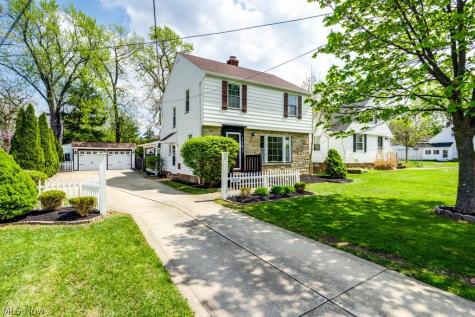 1547 Richmond Road Lyndhurst OH 44124
