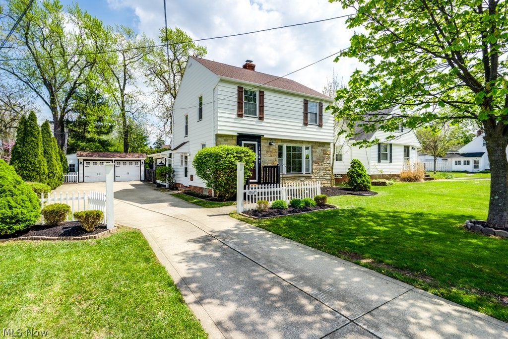 1547 Richmond Road Lyndhurst OH 44124