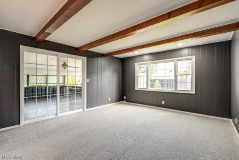 1547 Richmond Road Lyndhurst OH 44124