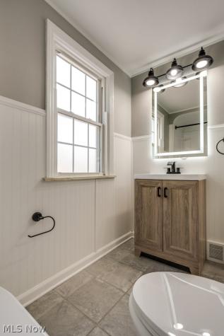 1547 Richmond Road Lyndhurst OH 44124