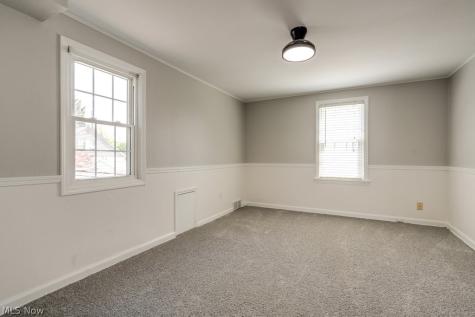 1547 Richmond Road Lyndhurst OH 44124