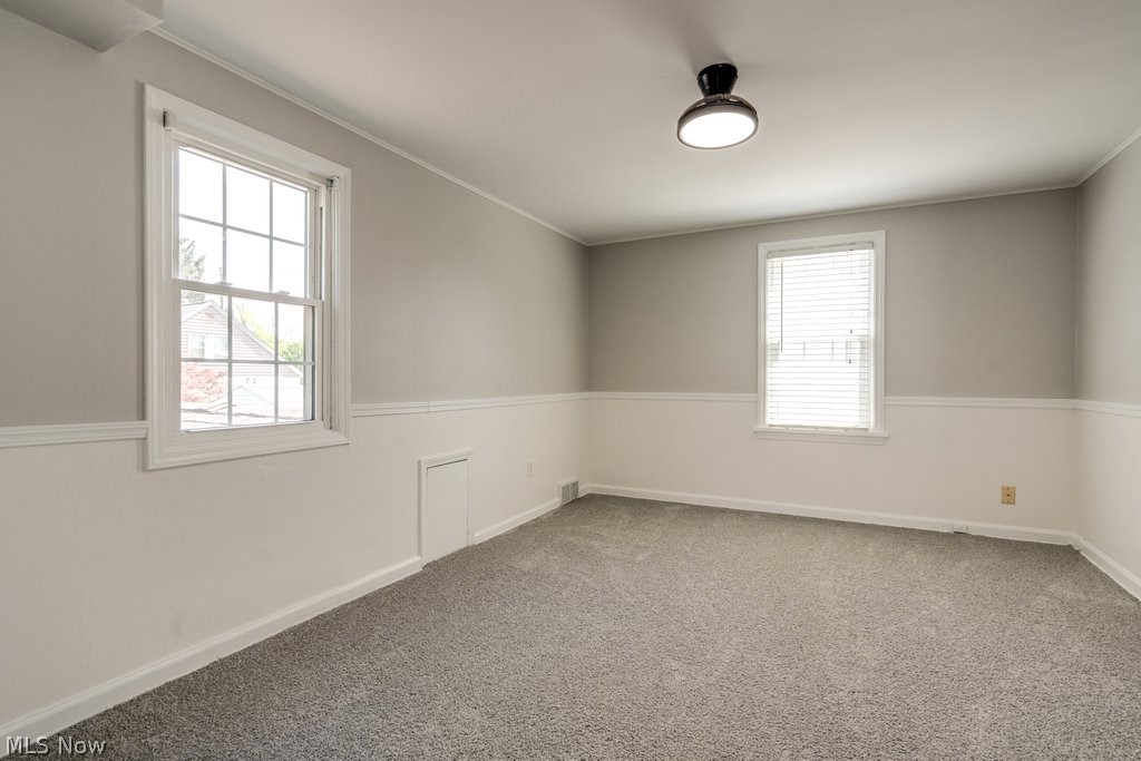 1547 Richmond Road Lyndhurst OH 44124