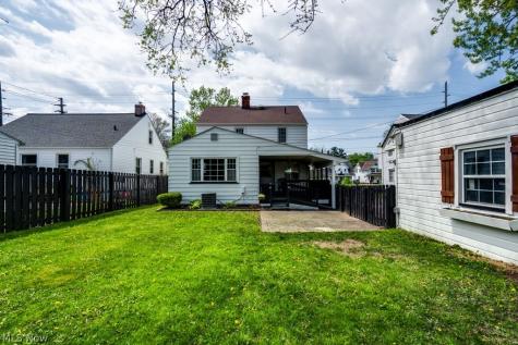 1547 Richmond Road Lyndhurst OH 44124