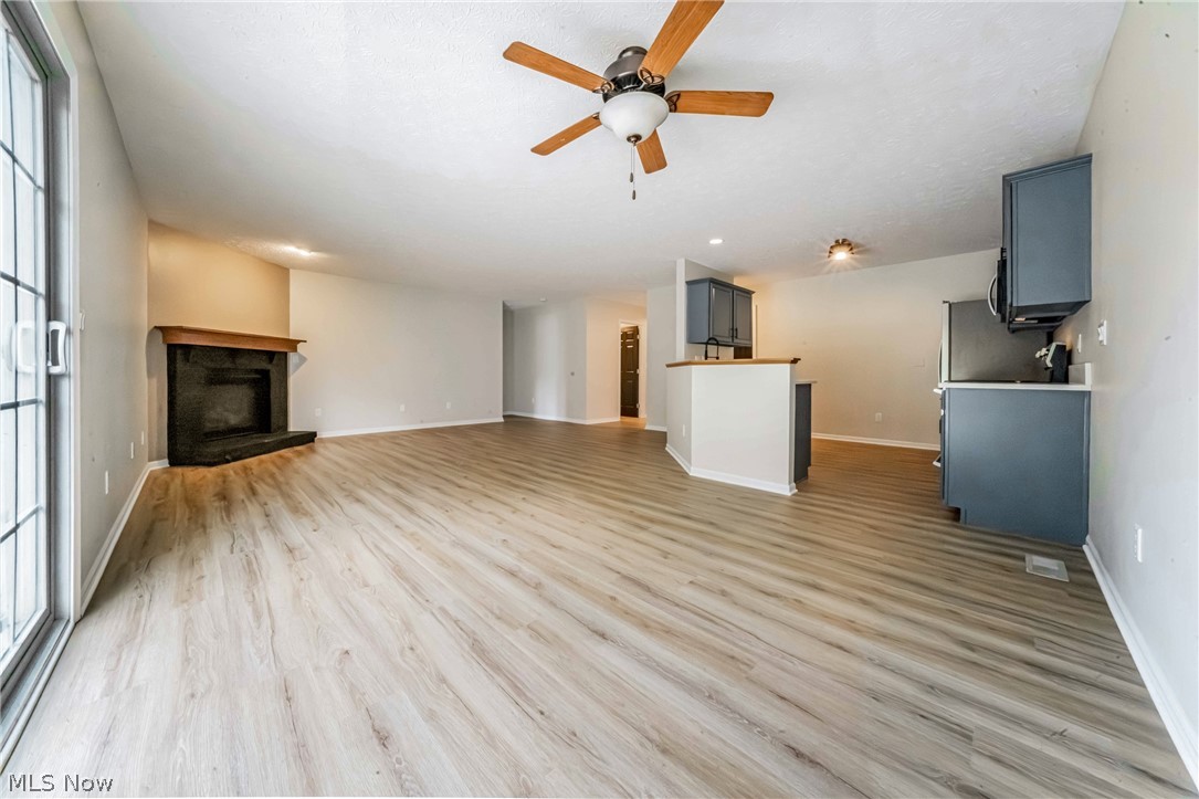 122 Haydens Arbor Elyria OH 44035