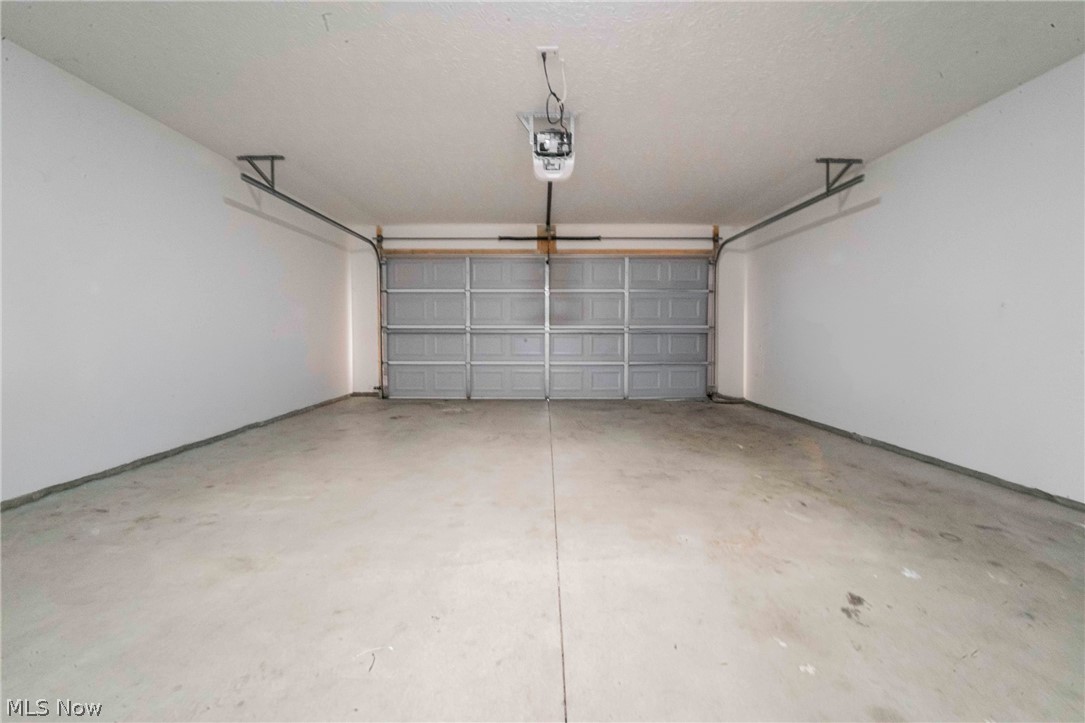 122 Haydens Arbor Elyria OH 44035