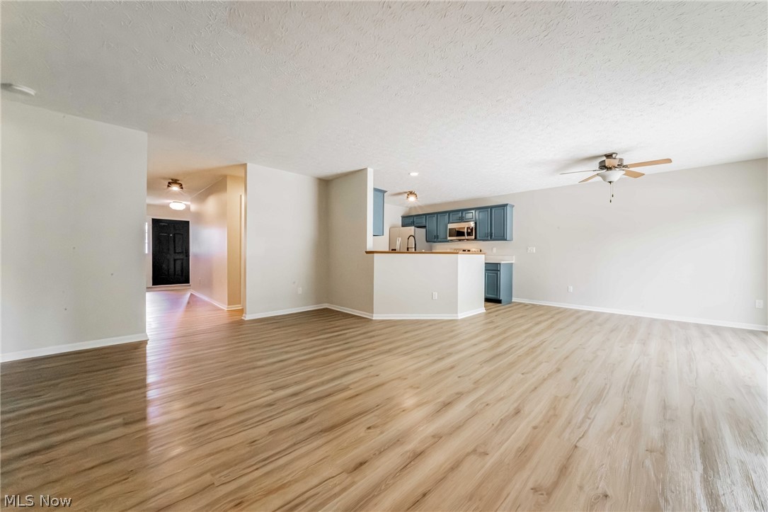 122 Haydens Arbor Elyria OH 44035