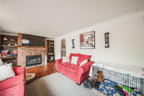 7002 Luelda Avenue Parma OH 44129