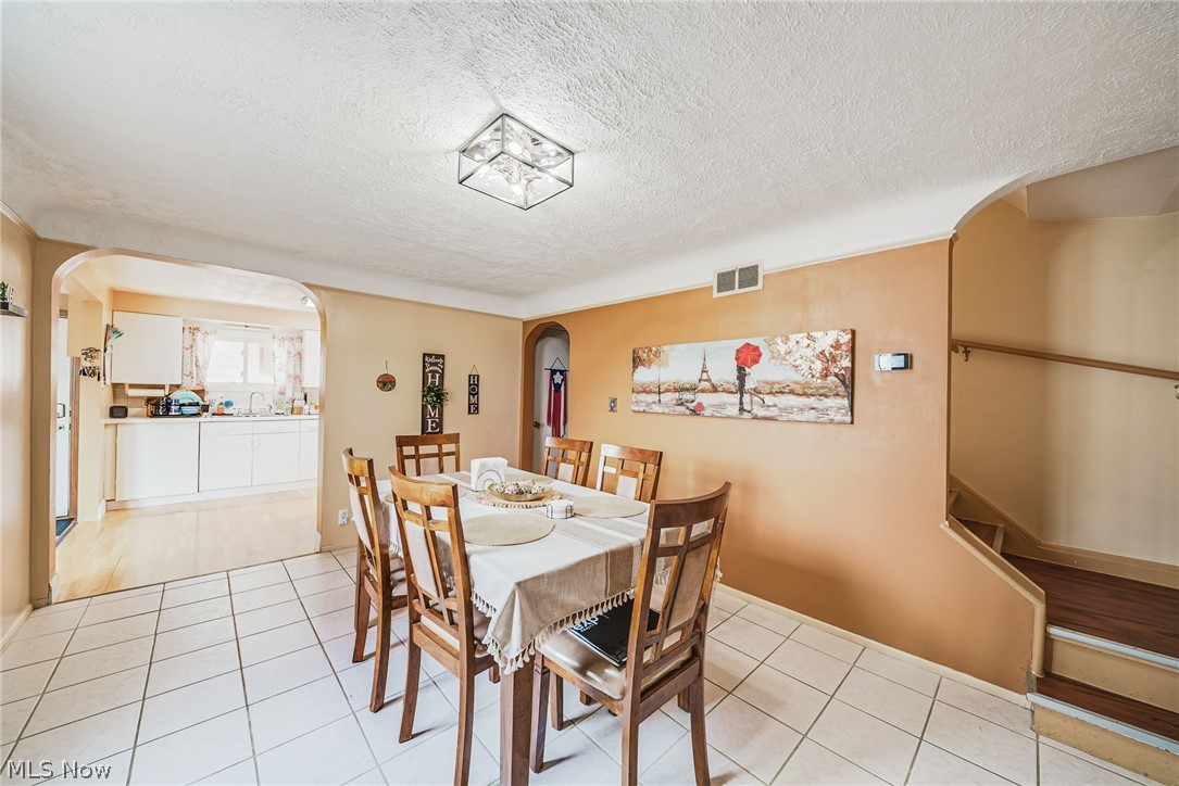 7002 Luelda Avenue Parma OH 44129