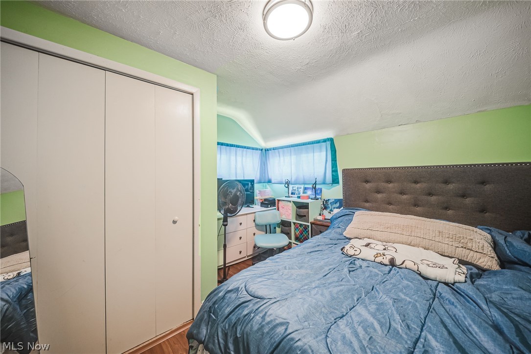 7002 Luelda Avenue Parma OH 44129