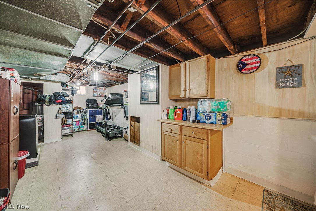 7002 Luelda Avenue Parma OH 44129