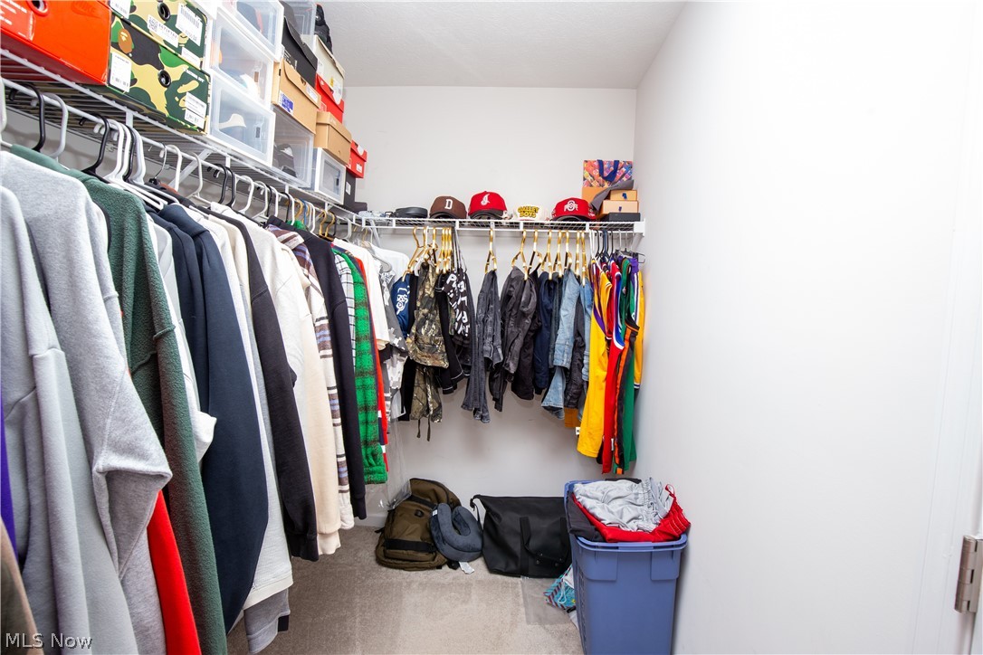 2671 Himelrigh Boulevard Barberton OH 44203