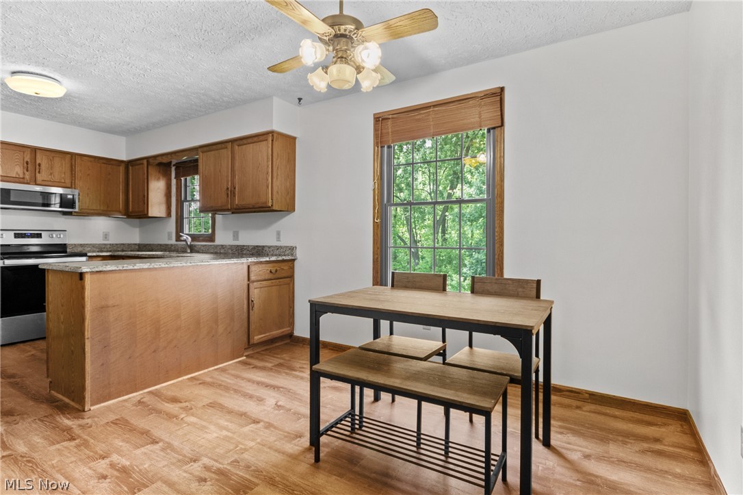 2411 Otterbin Street Louisville OH 44641