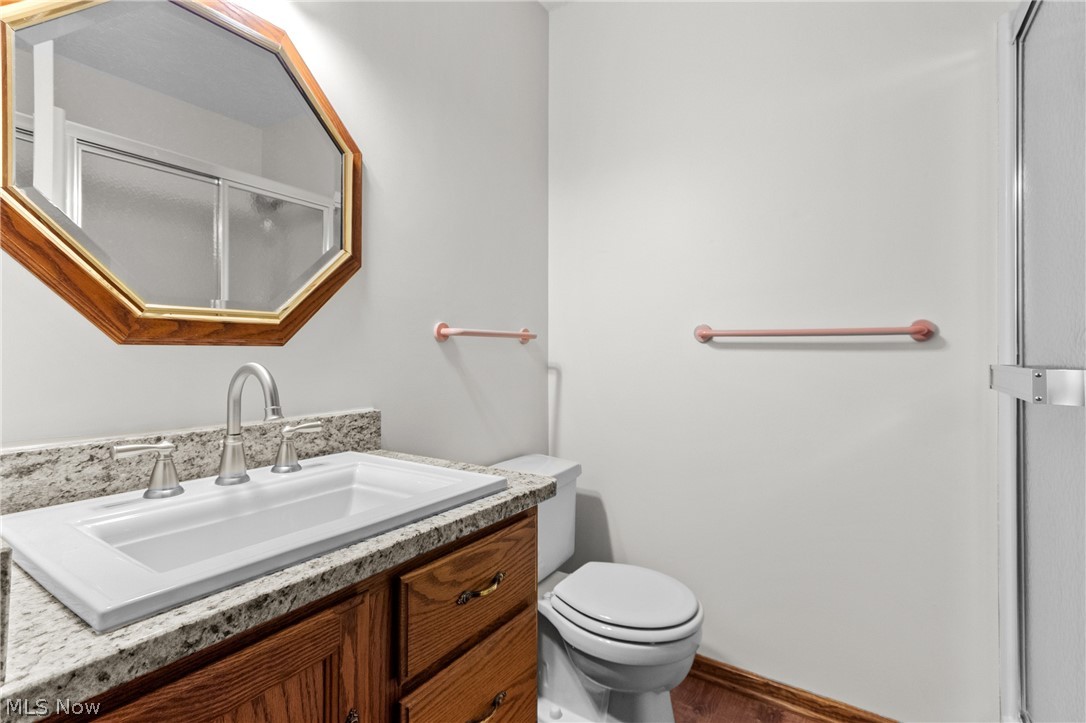 2411 Otterbin Street Louisville OH 44641