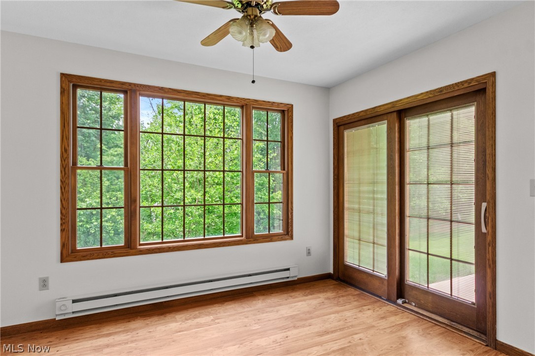 2411 Otterbin Street Louisville OH 44641