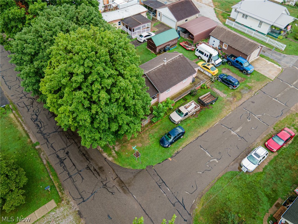 1203 Cemetery Drive Coshocton OH 43812