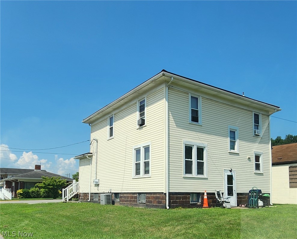 201 Ohio Street Brilliant OH 43913