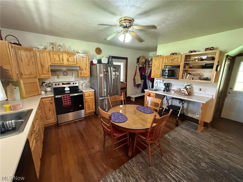 11140 Strasburg Bolivar Road NW Bolivar OH 44612