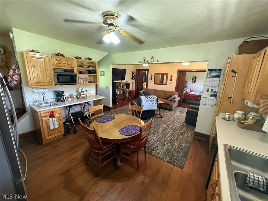 11140 Strasburg Bolivar Road NW Bolivar OH 44612