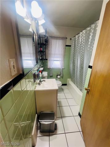 21300 Wilmore Avenue Euclid OH 44123