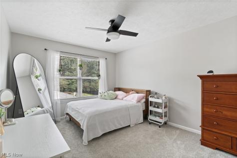 13345 Williamsburg Avenue NW Uniontown OH 44685