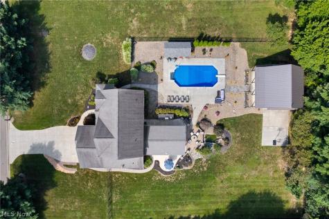 13345 Williamsburg Avenue NW Uniontown OH 44685