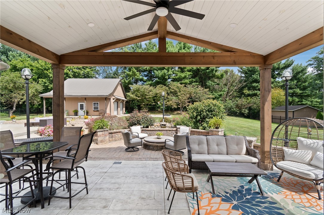 13345 Williamsburg Avenue NW Uniontown OH 44685