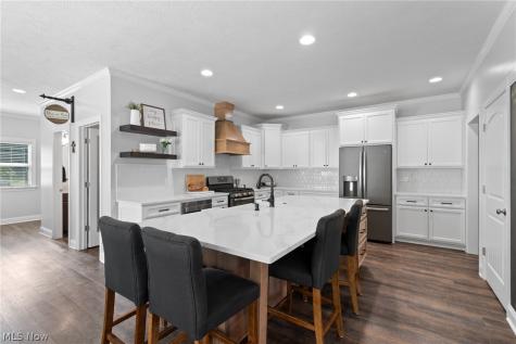 13345 Williamsburg Avenue NW Uniontown OH 44685