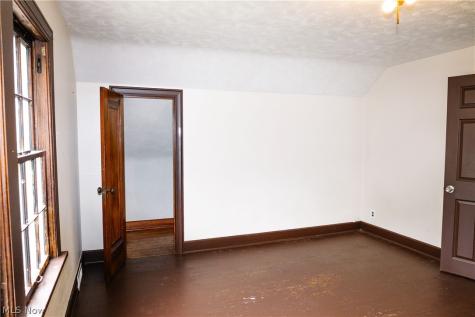 472 W 6th Street Mansfield OH 44903