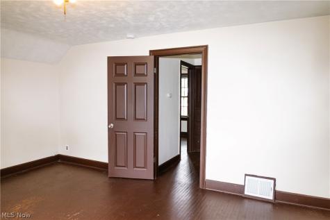 472 W 6th Street Mansfield OH 44903
