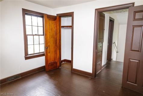 472 W 6th Street Mansfield OH 44903