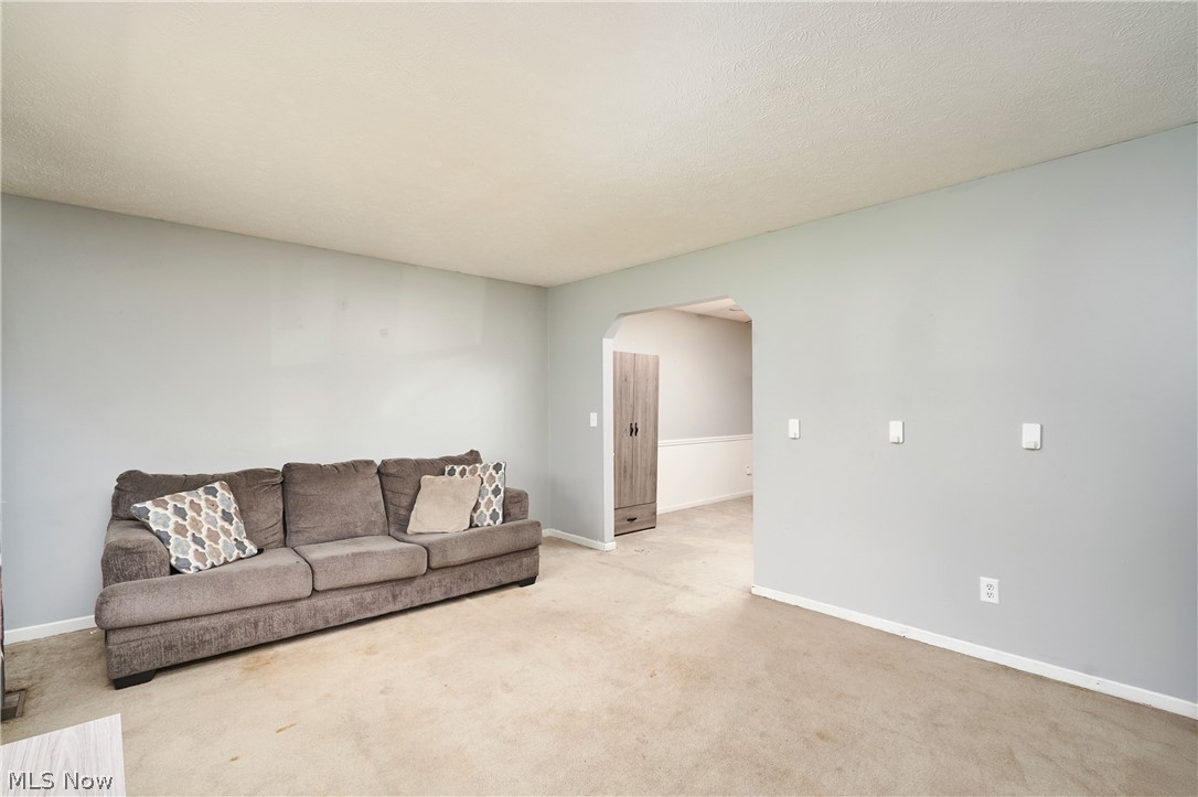 917 Proehl Drive Barberton OH 44203