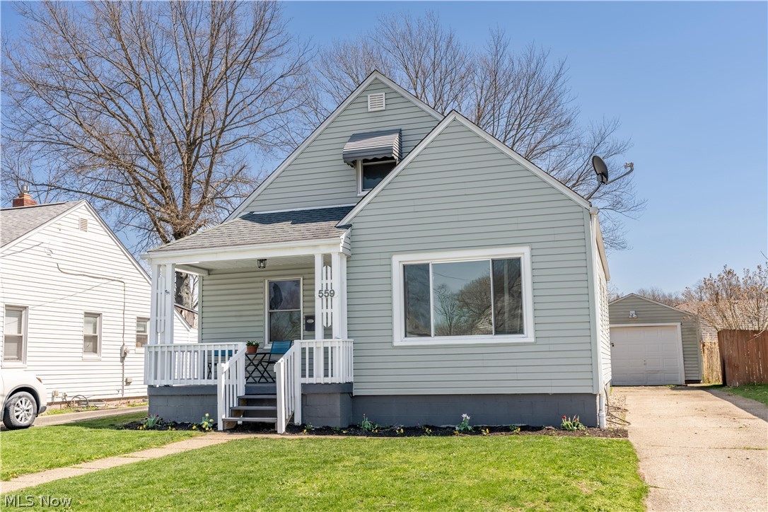 559 Essex Street Akron OH 44306