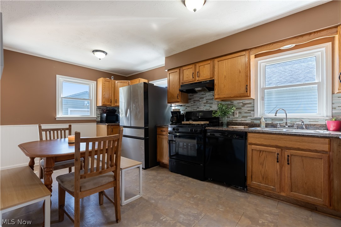 559 Essex Street Akron OH 44306