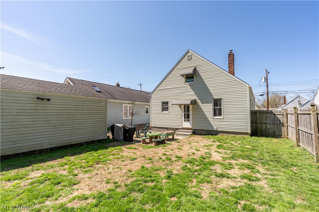 559 Essex Street Akron OH 44306