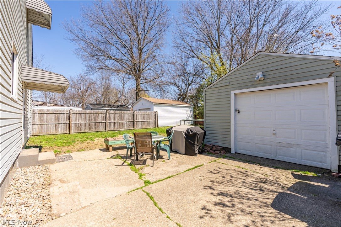559 Essex Street Akron OH 44306