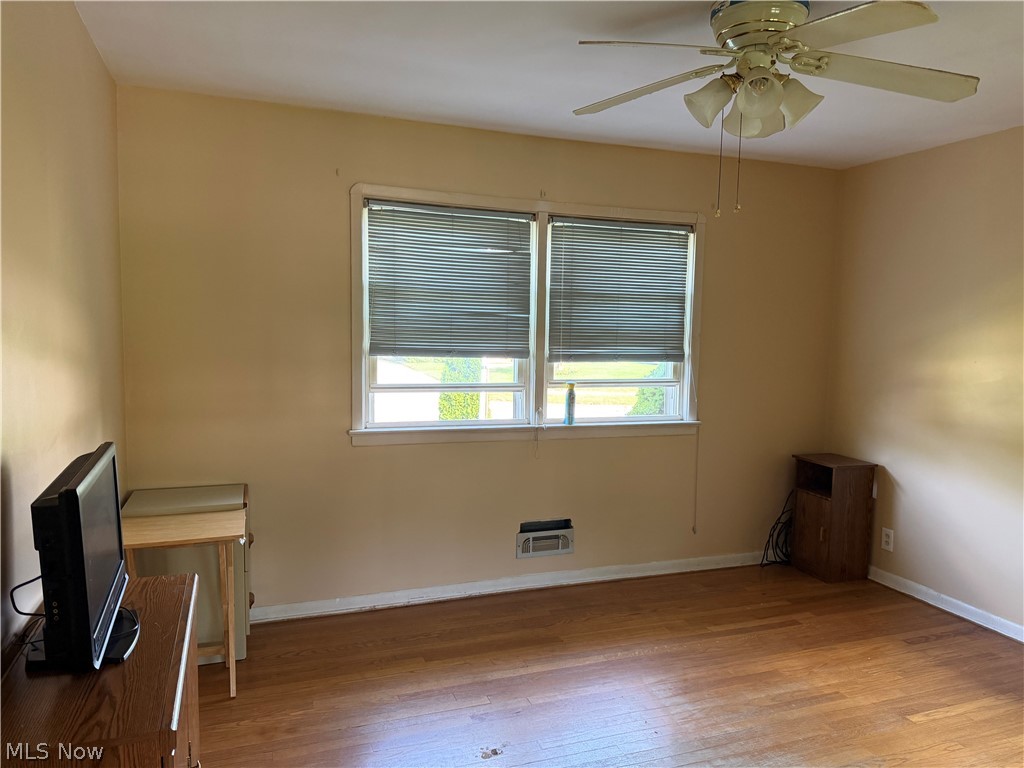 7170 Oakwood Road Parma OH 44130