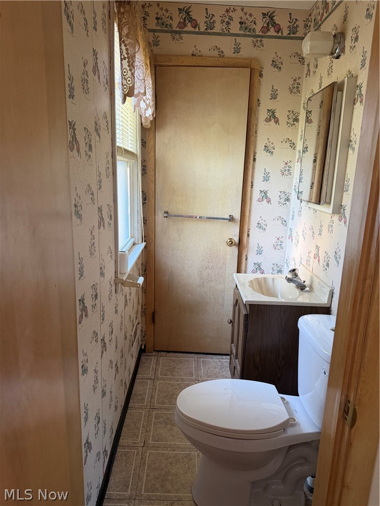 7170 Oakwood Road Parma OH 44130