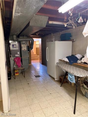 7170 Oakwood Road Parma OH 44130