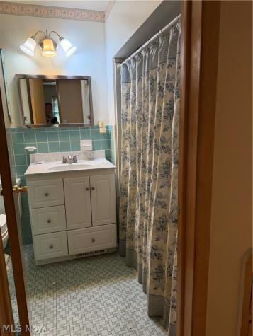 7170 Oakwood Road Parma OH 44130