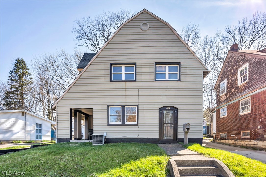 561 Melrose Street Akron OH 44305