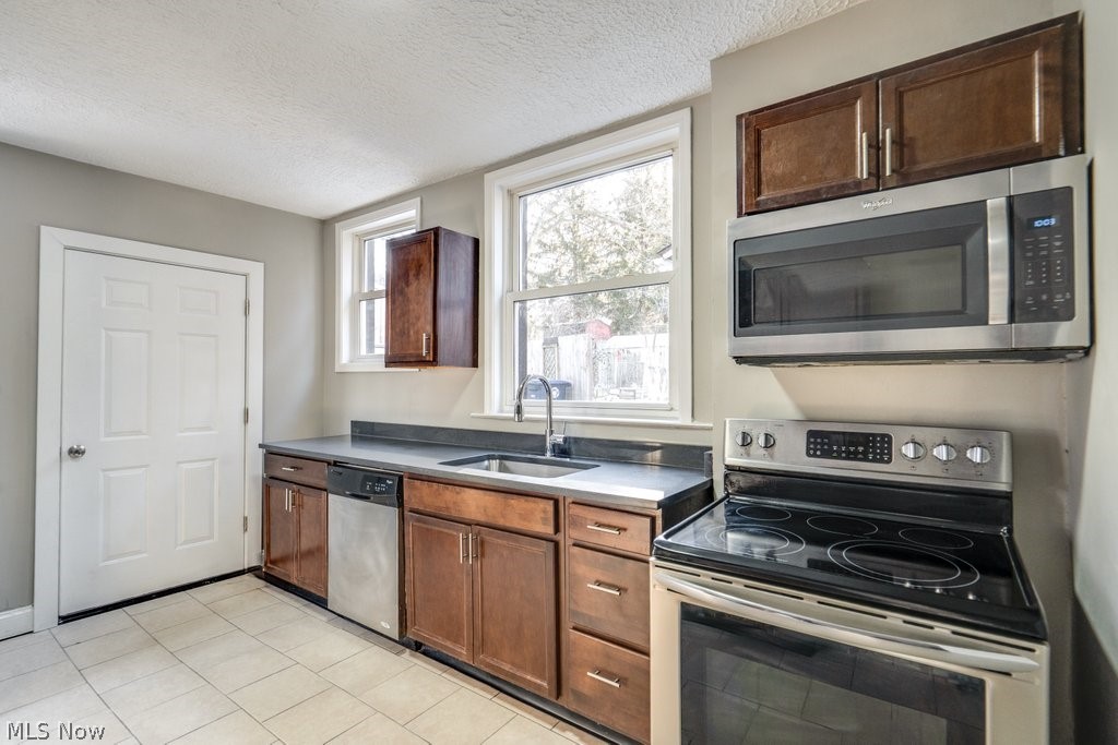561 Melrose Street Akron OH 44305