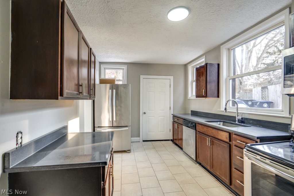 561 Melrose Street Akron OH 44305