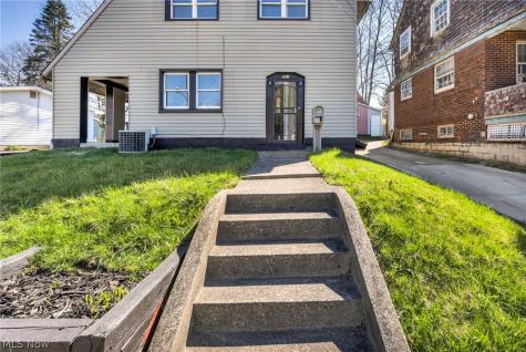 561 Melrose Street Akron OH 44305