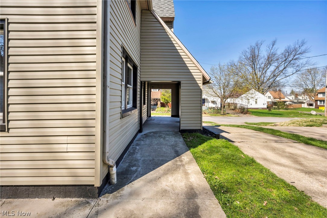 561 Melrose Street Akron OH 44305