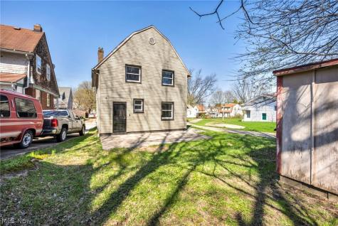 561 Melrose Street Akron OH 44305