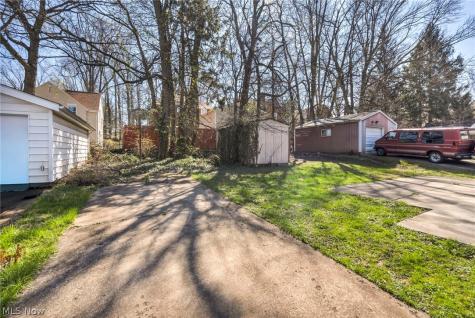 561 Melrose Street Akron OH 44305