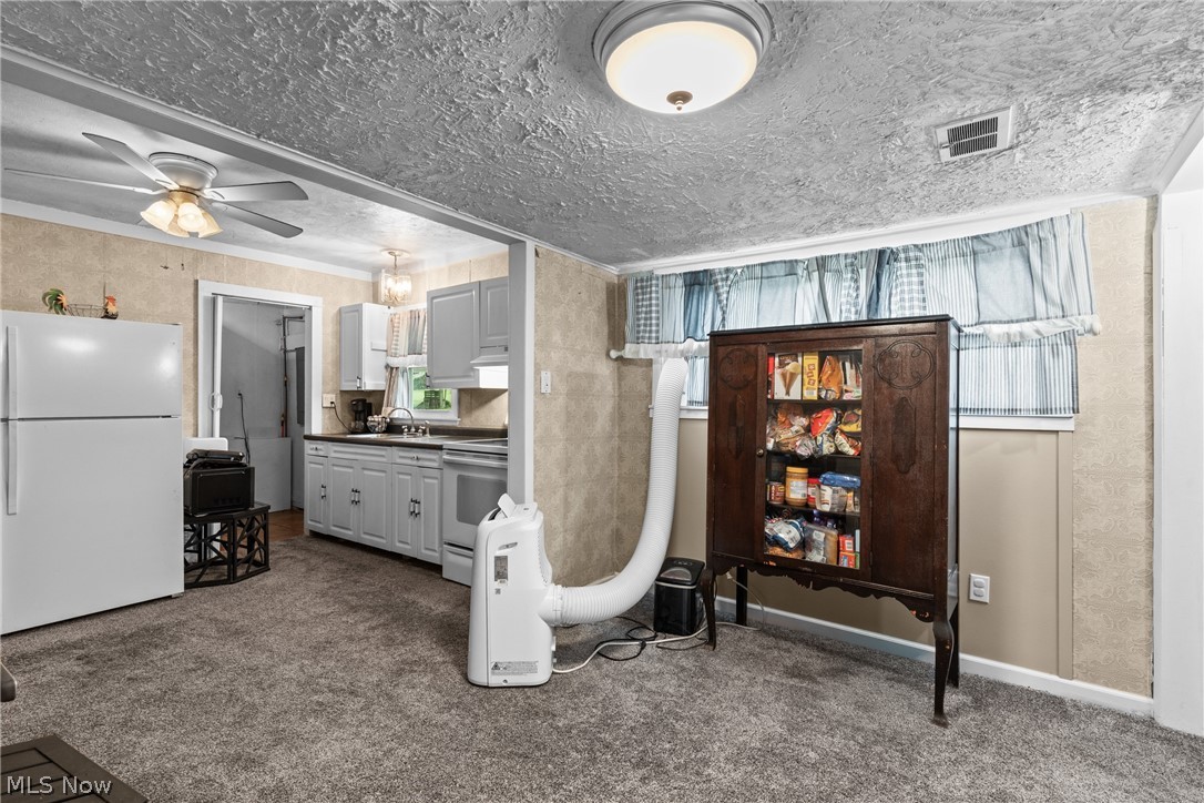 1152 County Road 54 Richmond OH 43944