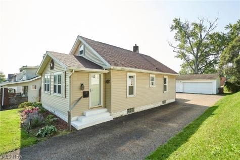1622 31st Street NE Canton OH 44714