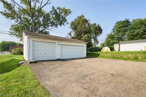 1622 31st Street NE Canton OH 44714